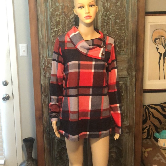 White birch Long sleeve plaid top. Small. - Picture 3 of 6